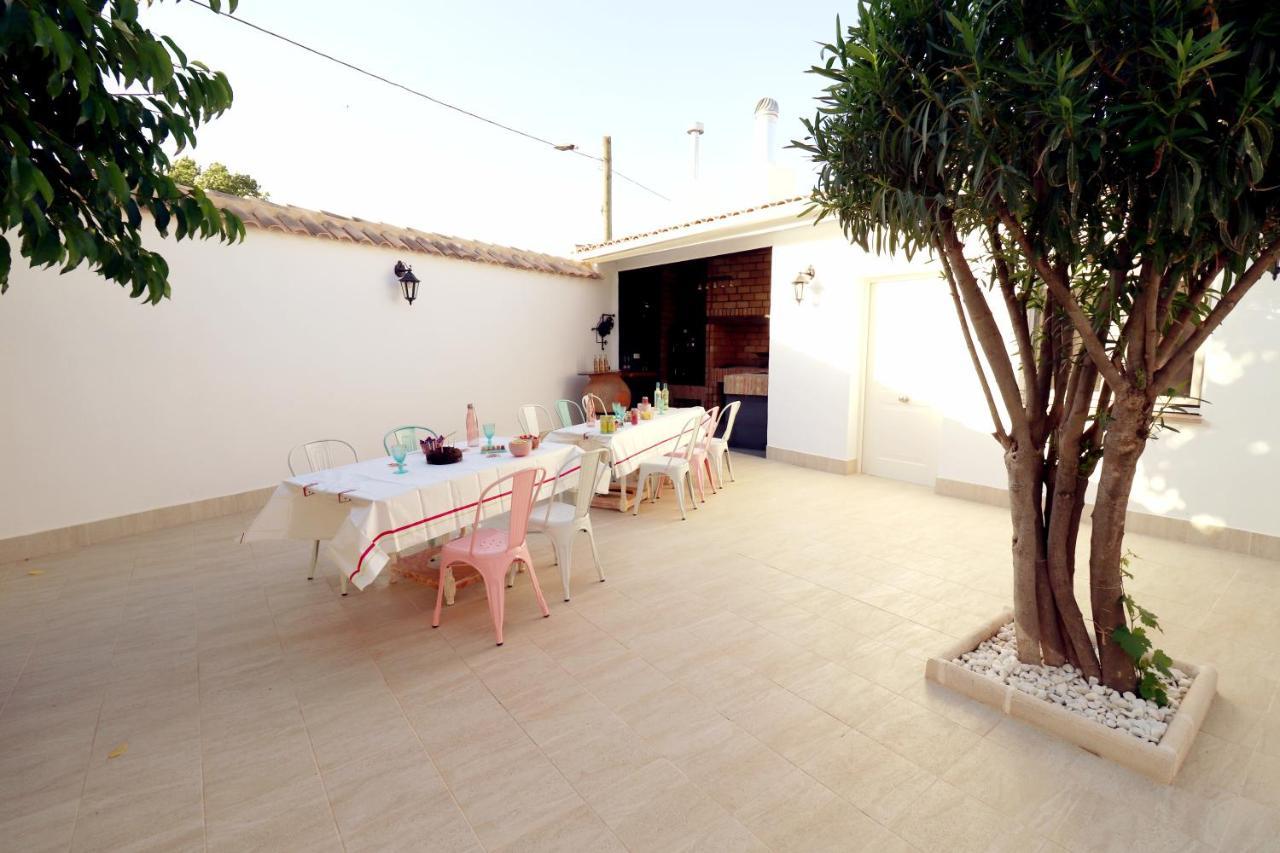 Casa Rural Ideal Para Escapadas Con Barbacoa Y Spa Tinarejos Exterior foto